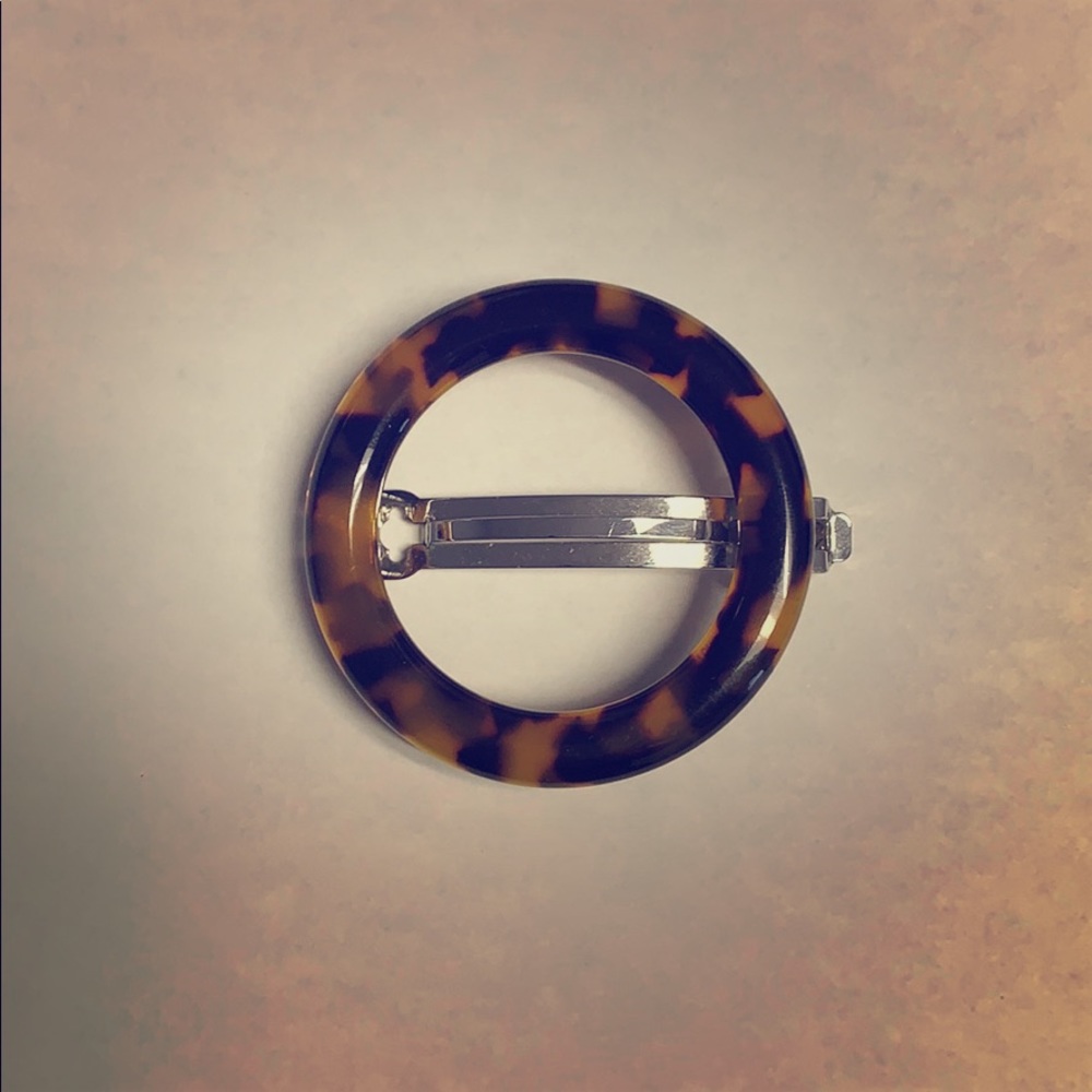 J Crew tortoise hair barrette